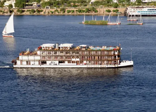 Mövenpick SS Misr Steamer Nile Cruise 4 Days
