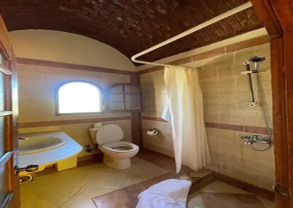 white desert & bahariya oasis .camping (6)